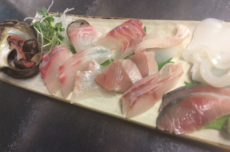 名古屋伏見で美味い高級魚の新鮮な刺身が値打ちに食べれる居酒屋 伏見駅の近くで旬の魚をご提供する魚料理店 いっちょらいのブログです