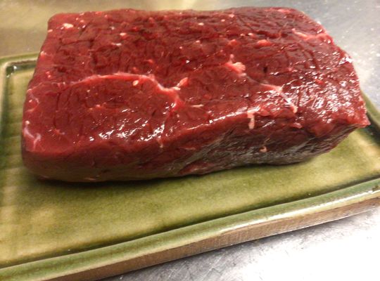 ミンククジラの刺身