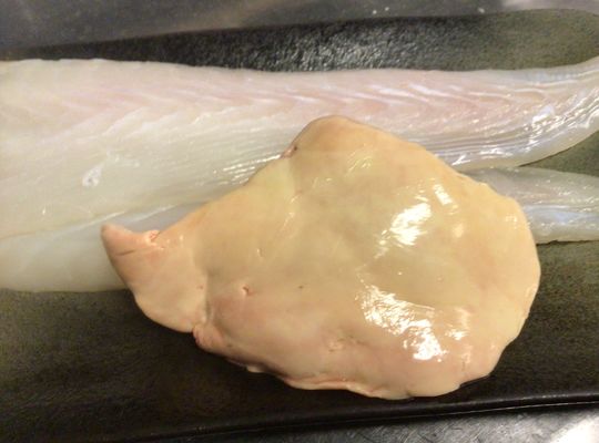 うちわはぎの刺身