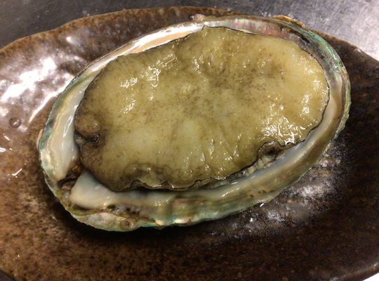 あわびの炭焼き