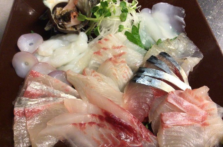 鮮度抜群の刺身