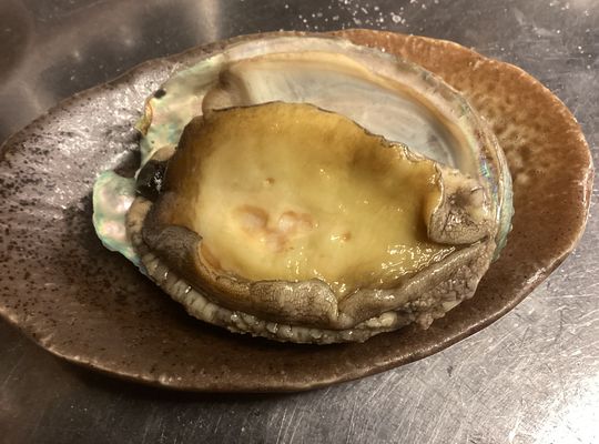 あわびの炭焼き