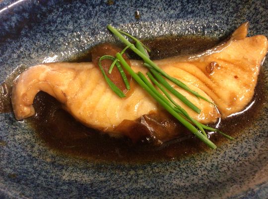 鮮魚の煮付け