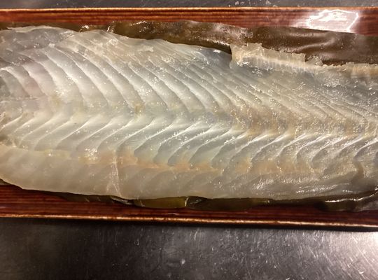 天然平目の昆布〆